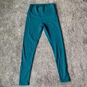 Teal leggings. DAE activewear. Size small